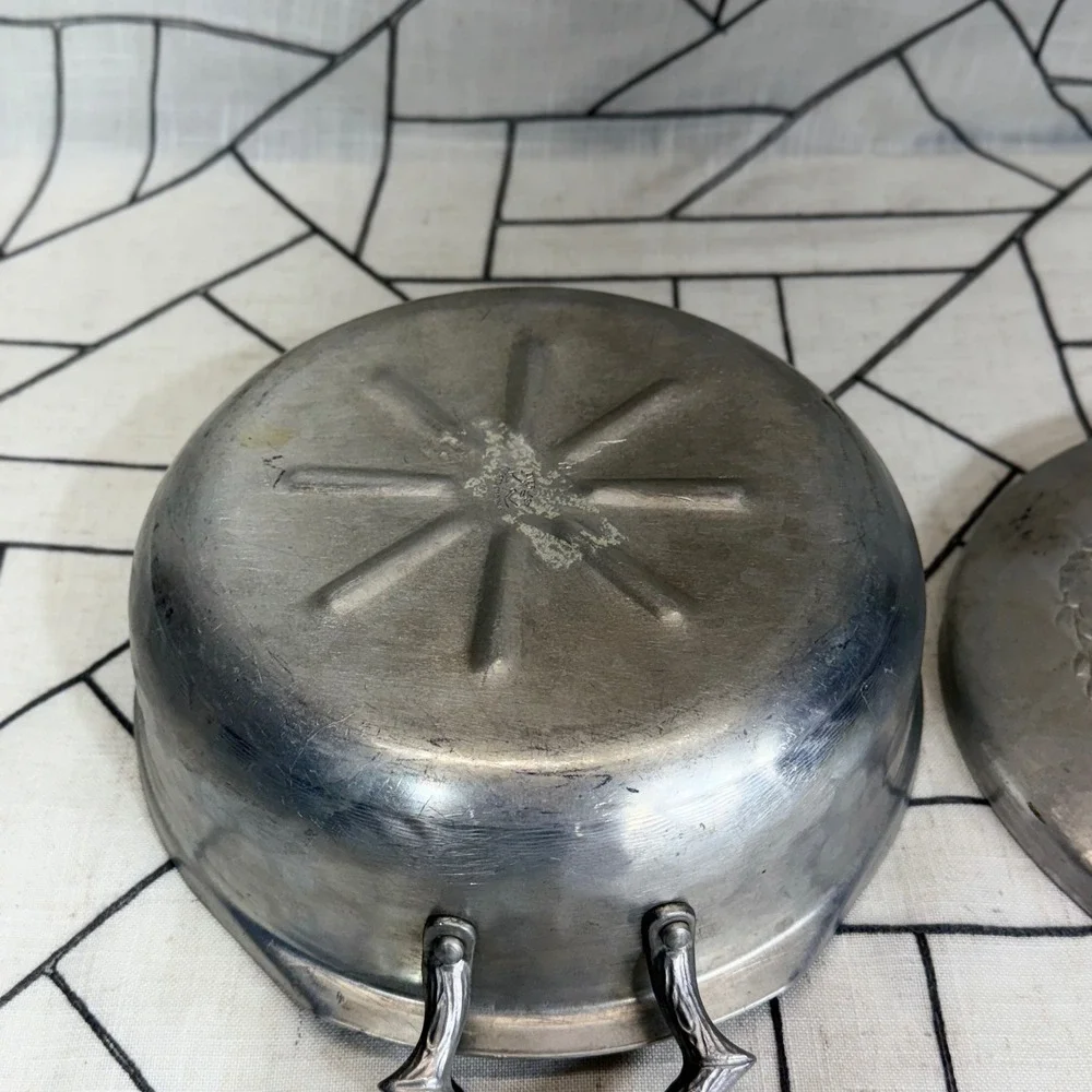 Everlast Forged Aluminum Casserole Dish Silver Floral Embossed Mid Century